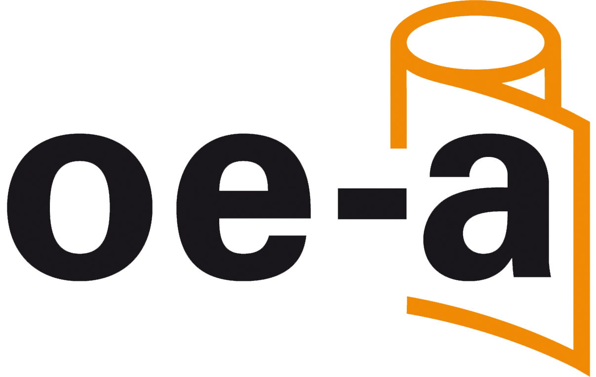 Logo mit dem Text „oe-a“ in Schwarz. Hinter dem a ist ein oranges Icon einer aufrecht stehenden Rolle sichtbar.
