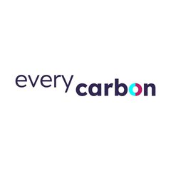 Dunkelvioletter Schriftzug „every carbon“ auf weißem Hintergrund.