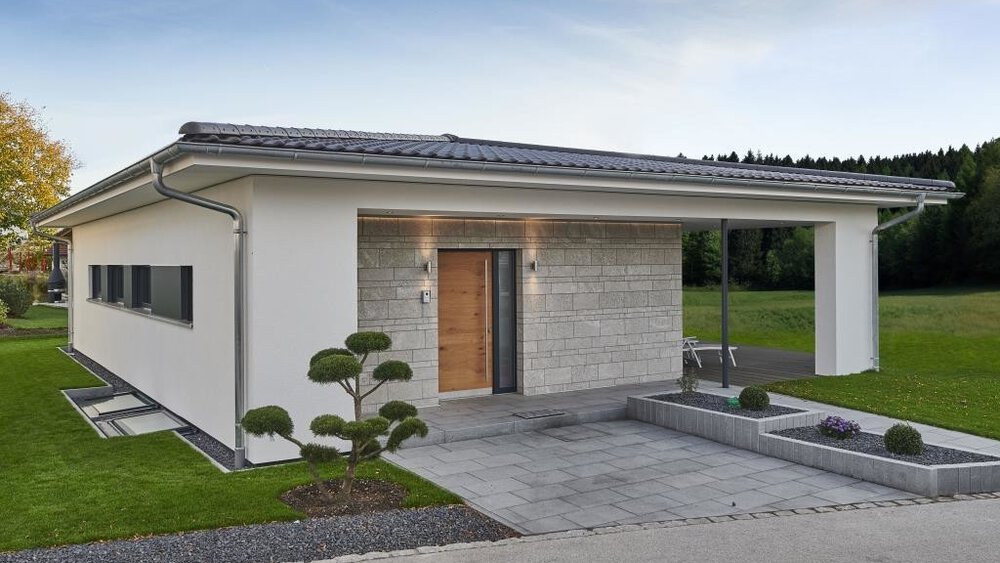 Außenansicht Musterhaus CLARON von KAMPA GmbH