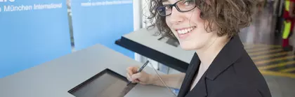 Direct contact for corresponds for the press 