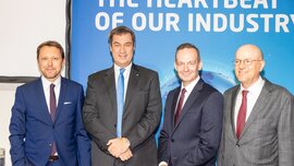 Mr Rummel, Mr Söder, Mr Wissing and Mr Pfeiffer visit bauma.