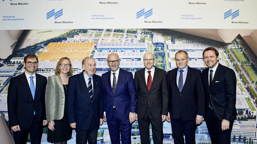 Two new exhibition halls complete a visionary idea