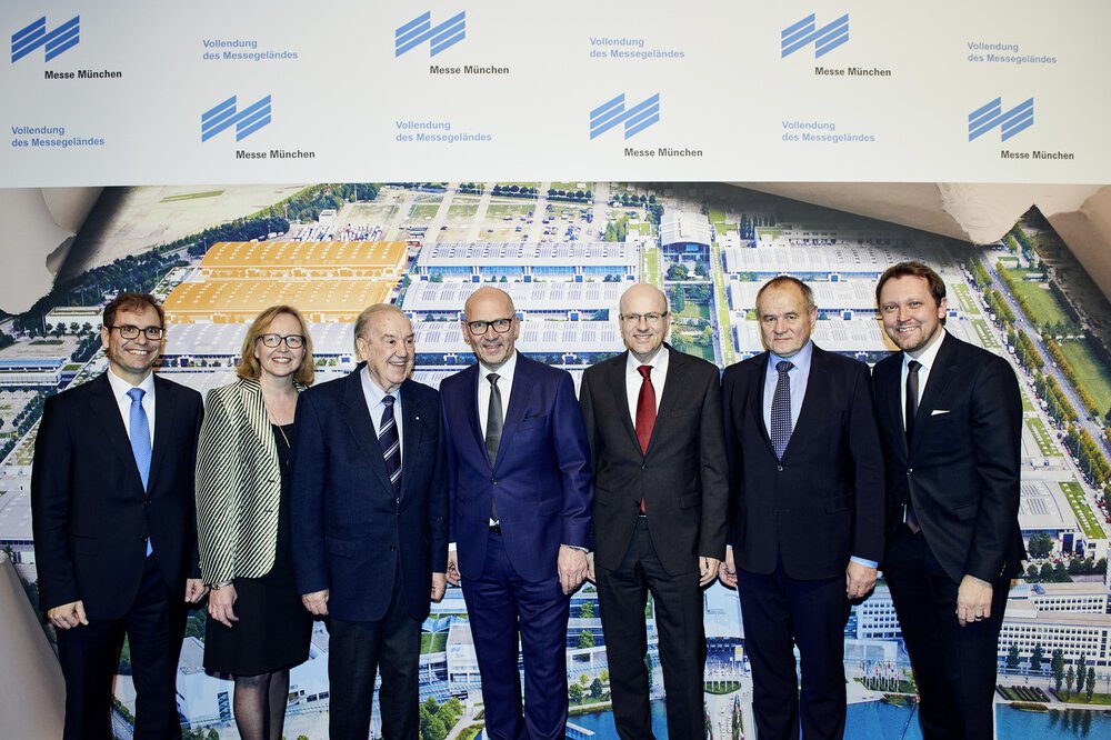 Two new exhibition halls complete a visionary idea
