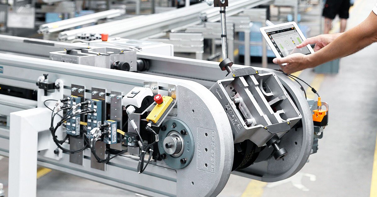 Assistance Systems in Production