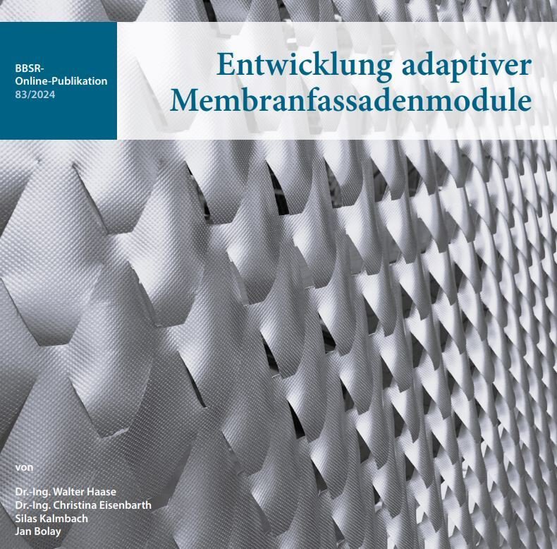 Cover, das adaptive Membran-Fassadenmodule mit silbernen geometrischen Mustern zeigt.