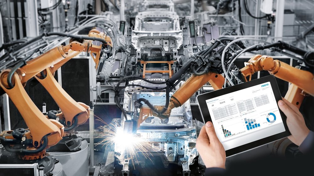 Lasers have become indispensable in highly automated production lines in industrial manufacturing. (Copyright: FESTO)