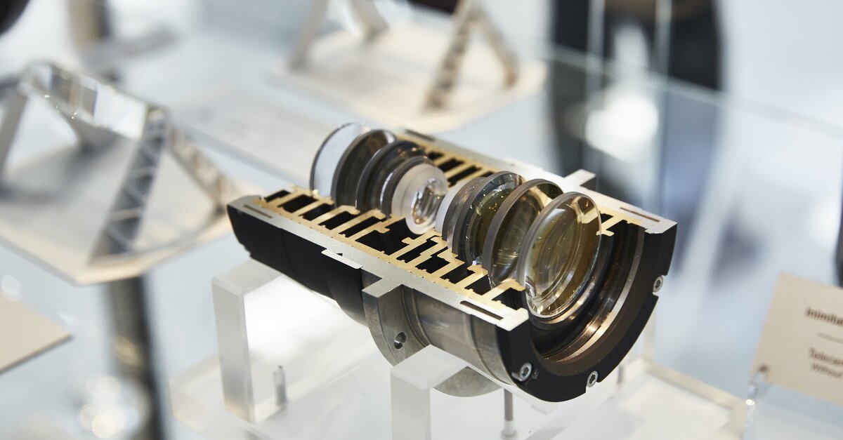 Manufacturing technology for optics
