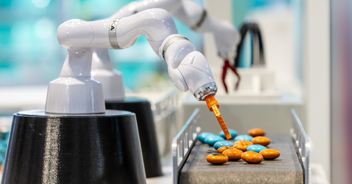 Lab automation: learn all about laboratory automation | analytica