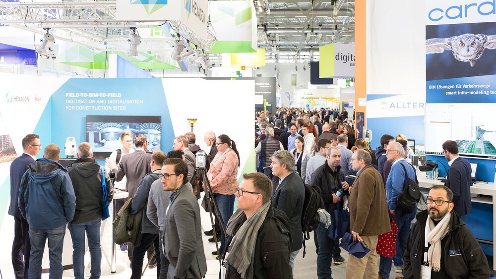 Full halls at the first digitalBAU