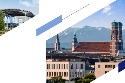 Eine Grafik mit zwei Fotos, eines von einer Eingangshalle der Messe München und eins mit dem Münchner Dom, Stadtsilhouette und den Alpen im Hintergrund.