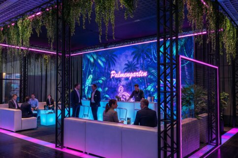 Picture & Concept of Blackbox / Halle B0