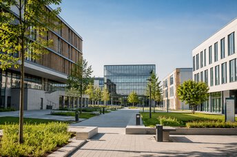 Modernes Universitätsgelände als Beispiel für soziale Infrastruktur in Deutschland
