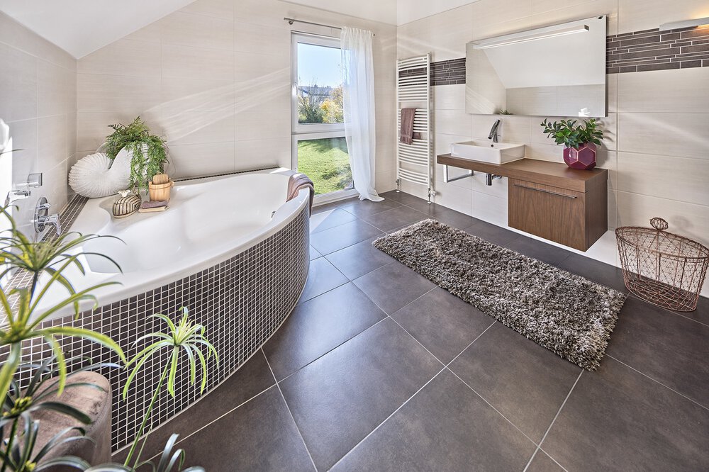 Badezimmer Musterhaus Poing-Grub von KAMPA GmbH