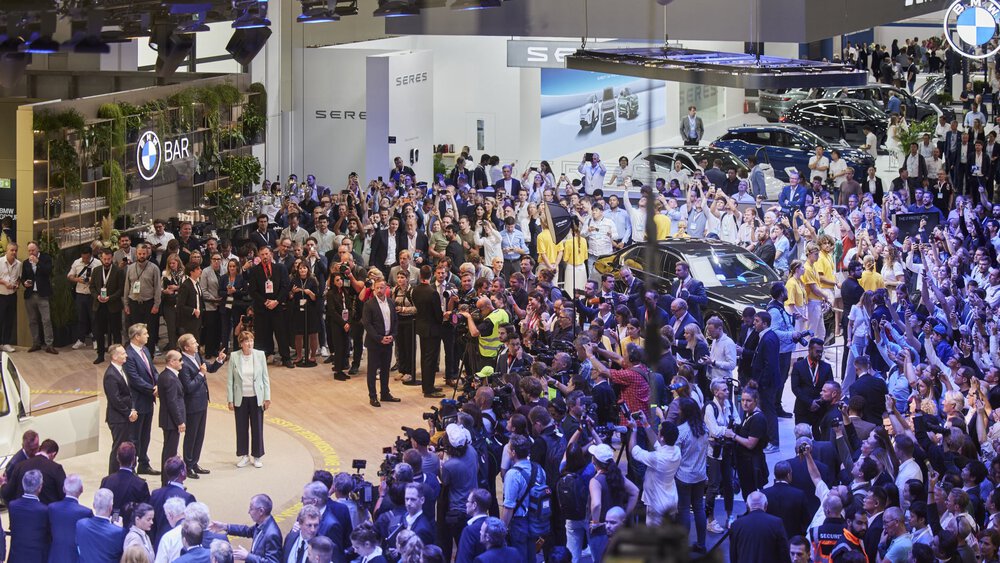 Besucheransturm auf der IAA MOBILITY 2023: Begeisterung und Faszination für die Mobilität der Zukunft.