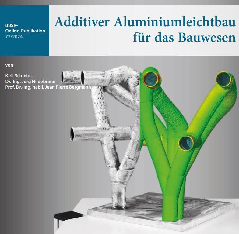 Cover einer Publikation mit einer grün-silbernen, metallischen Röhrenstruktur mit baumartigen Verzweigungen.
