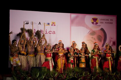 	
analytica Anacon India & ILE: Visitors at a stand