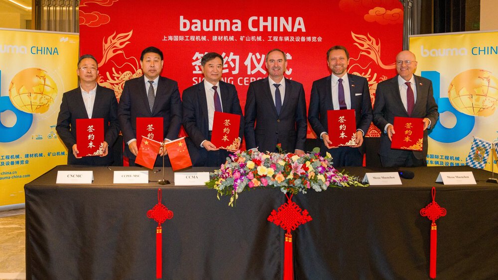 Vertragsverlängerung für die bauma CHINA