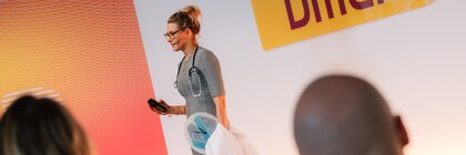 Vortrag auf der DMEA Bühne zu Interoperabilität und künstlicher Intelligenz