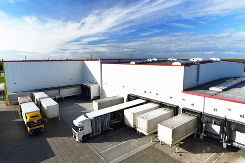 Loading trucks