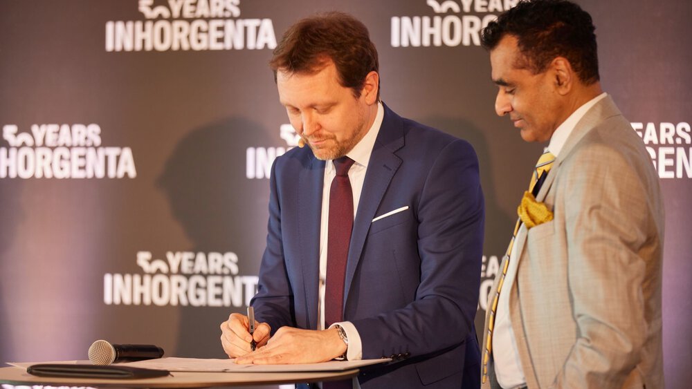 Stefan Rummel, Nirav Bhansali