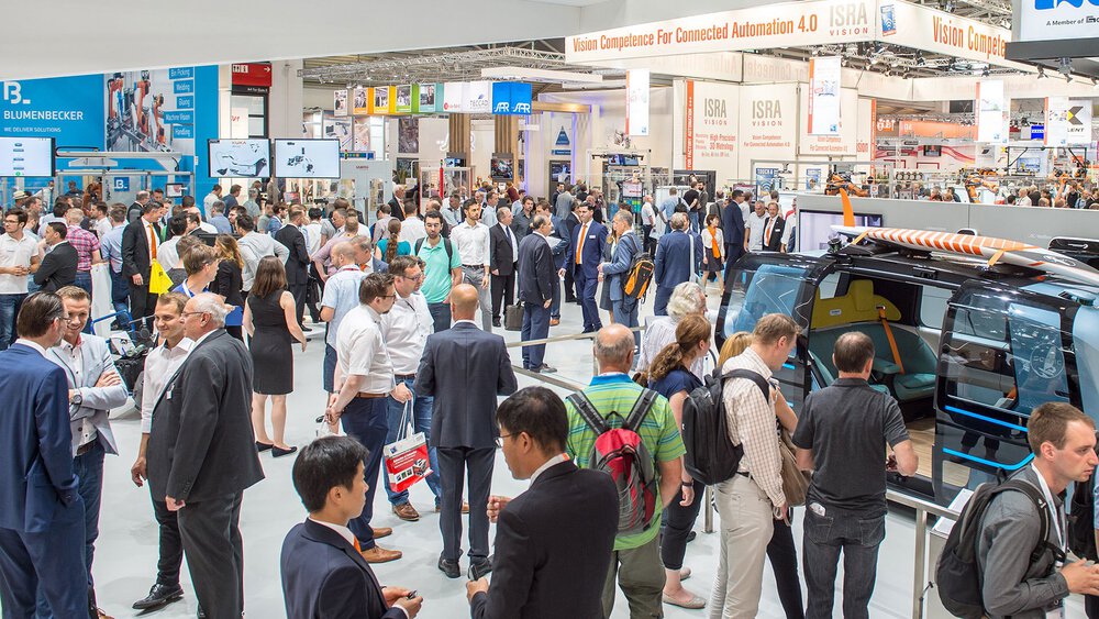 Trade fair hall at automatica