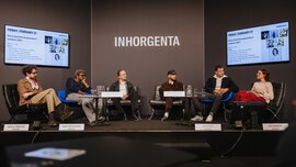 Six people are sitting on a stage at INHORGENTA, discussing how to win over “Generation Z” as customers.