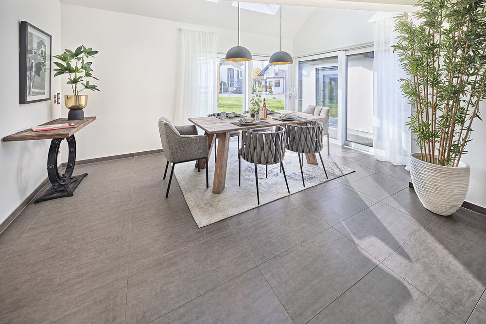 Essbereich Musterhaus Poing-Grub von KAMPA GmbH 