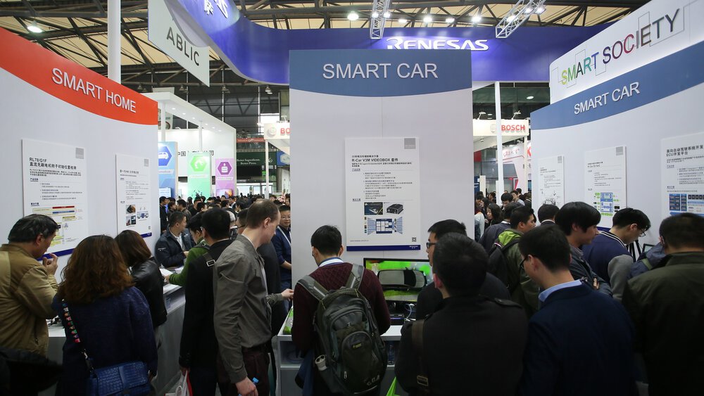 Vistors at electronica china