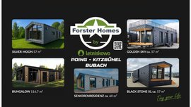 Ein Werbebanner von Forster Homes mit fünf Häusern des Anbieters, unter anderem „SILVER MOON“, „BUNGALOW“ und „GOLDEN SKY“.