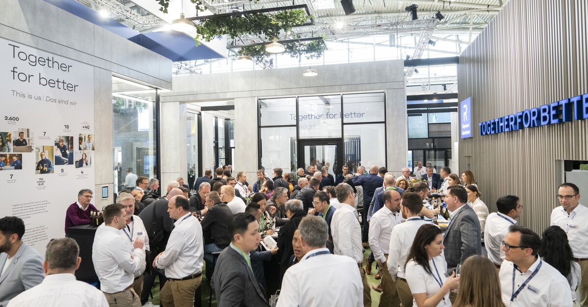 Networking at BAU: making contacts in the construction industry