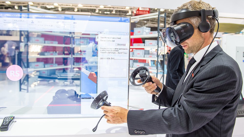 Virtual Reality at automatica