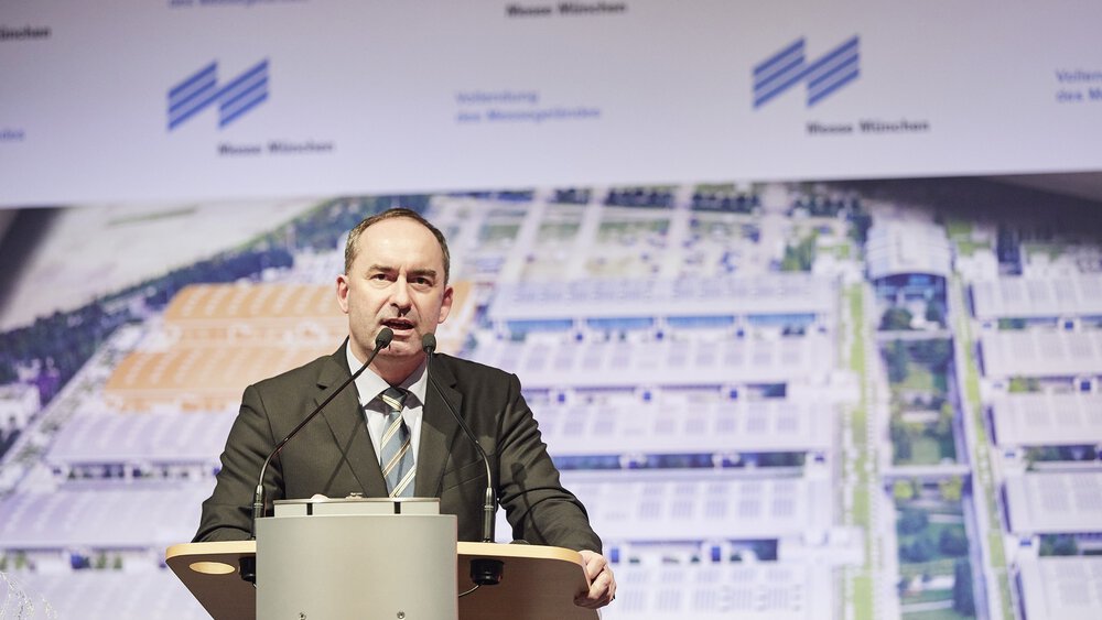 Two new exhibition halls complete a visionary idea