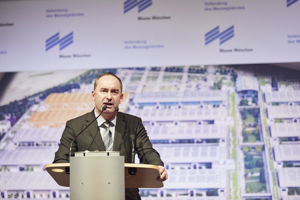 Two new exhibition halls complete a visionary idea