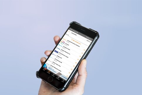 Smartphone in der Hand