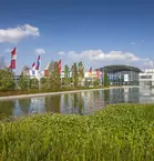 Messe München Aussenansicht Messehaus und Eingang West