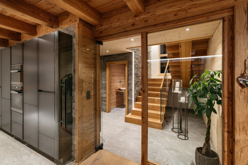 Flur Küche Musterhaus Tiroler Holzhaus GmbH 