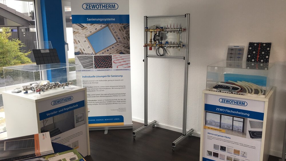 Schaukasten Musterhaus ZEWOTHERM GmbH 