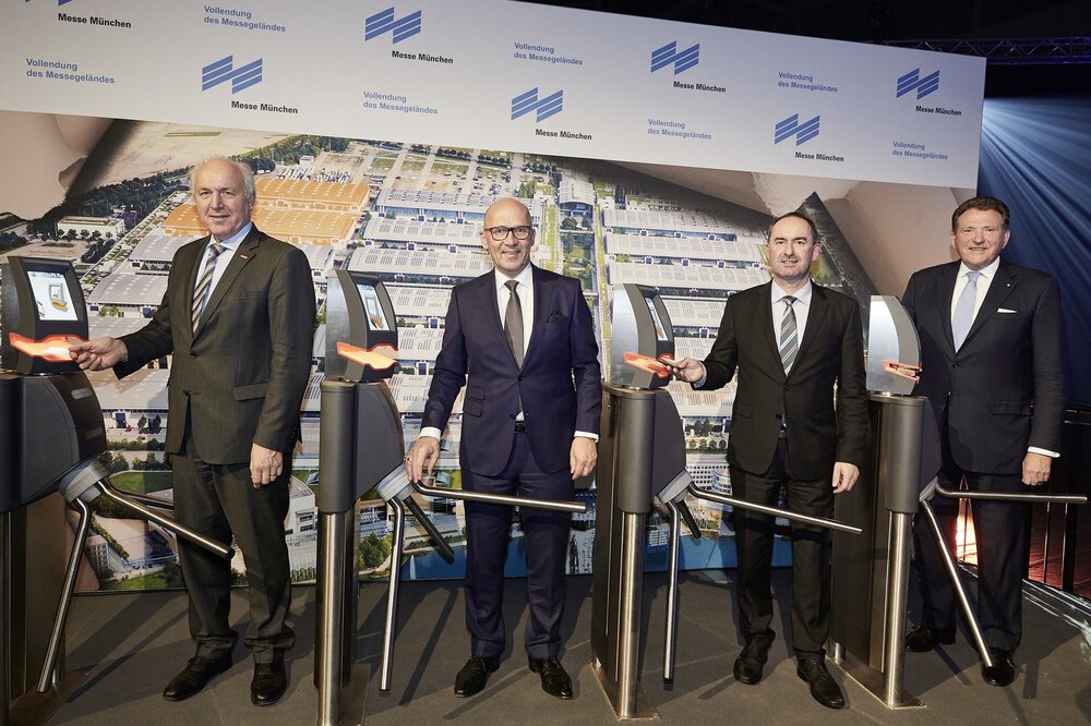 Two new exhibition halls complete a visionary idea