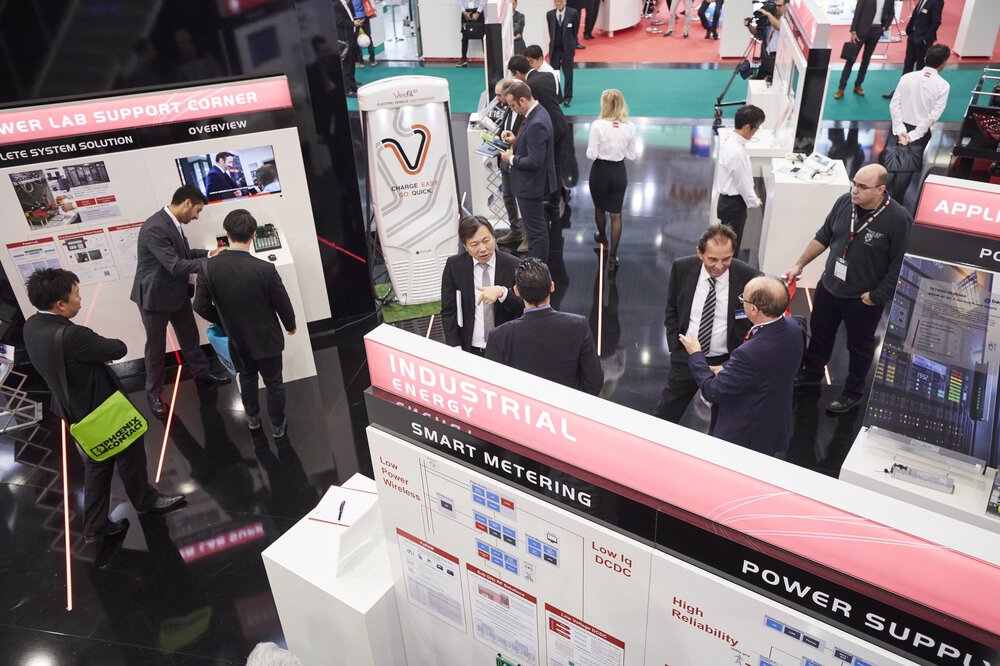 Überall auf der electronica 2022 werden die Besucher auf „Smart Energy“ treffen, denn die Elektronik nimmt bei der Energiewende eine Schlüsselrolle ein.