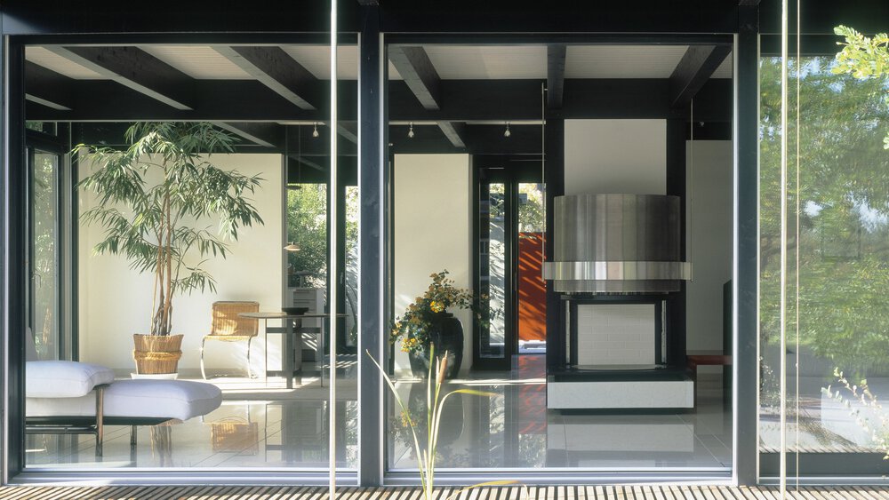 Zugang Terrasse Wohnbereich Musterhaus von WerkHaus 