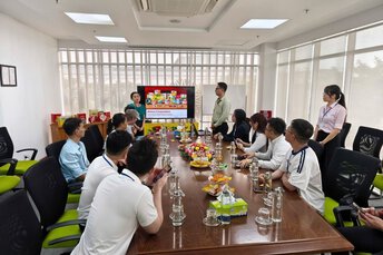 analytica Vietnam Lab Tour Impressions