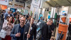 Visitors on the Solution Tour “Technology development in drinking water analysis” at the IFAT Munich exhibition grounds