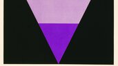 Ehemaliges analytica Logo: abstraktes lila Dreieck auf schwarzem Hintergrund