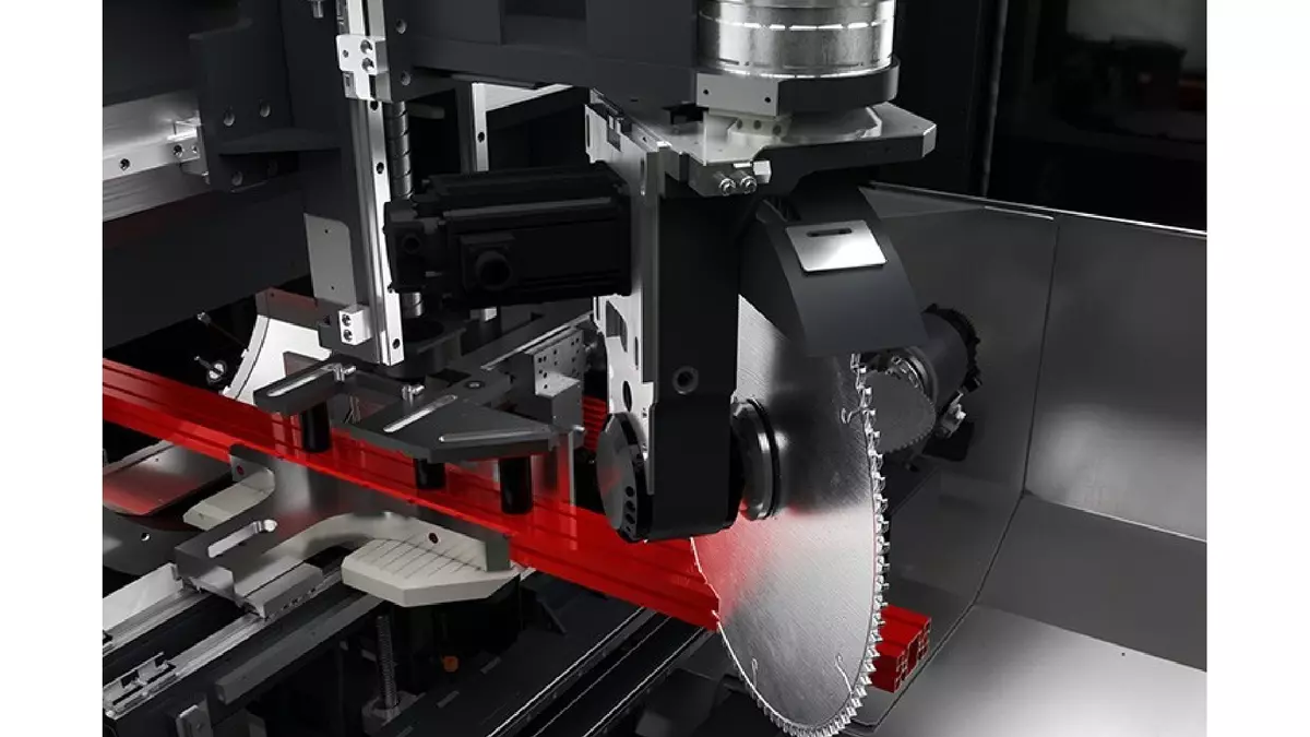 600 mm Sägeblatt - 48° - 250° ROTIERENDES SÄGEBLATT